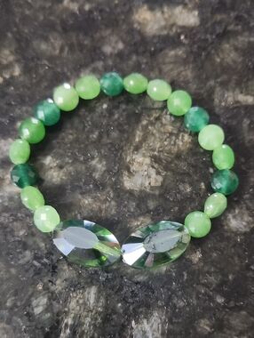 Handmade Green Quartz Beaded Bracelet